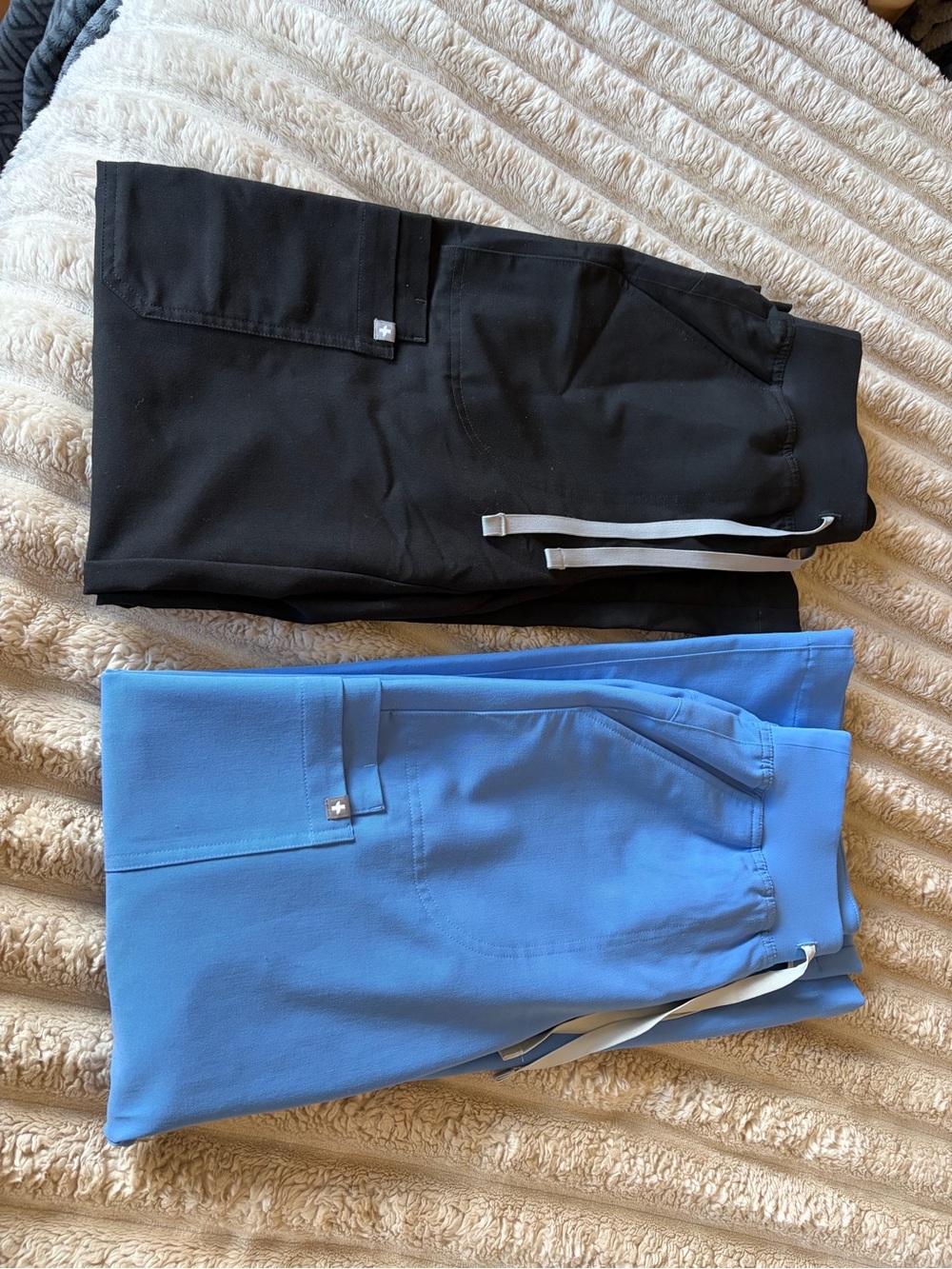 Figs Isabel wide leg scrub pants XS Regular